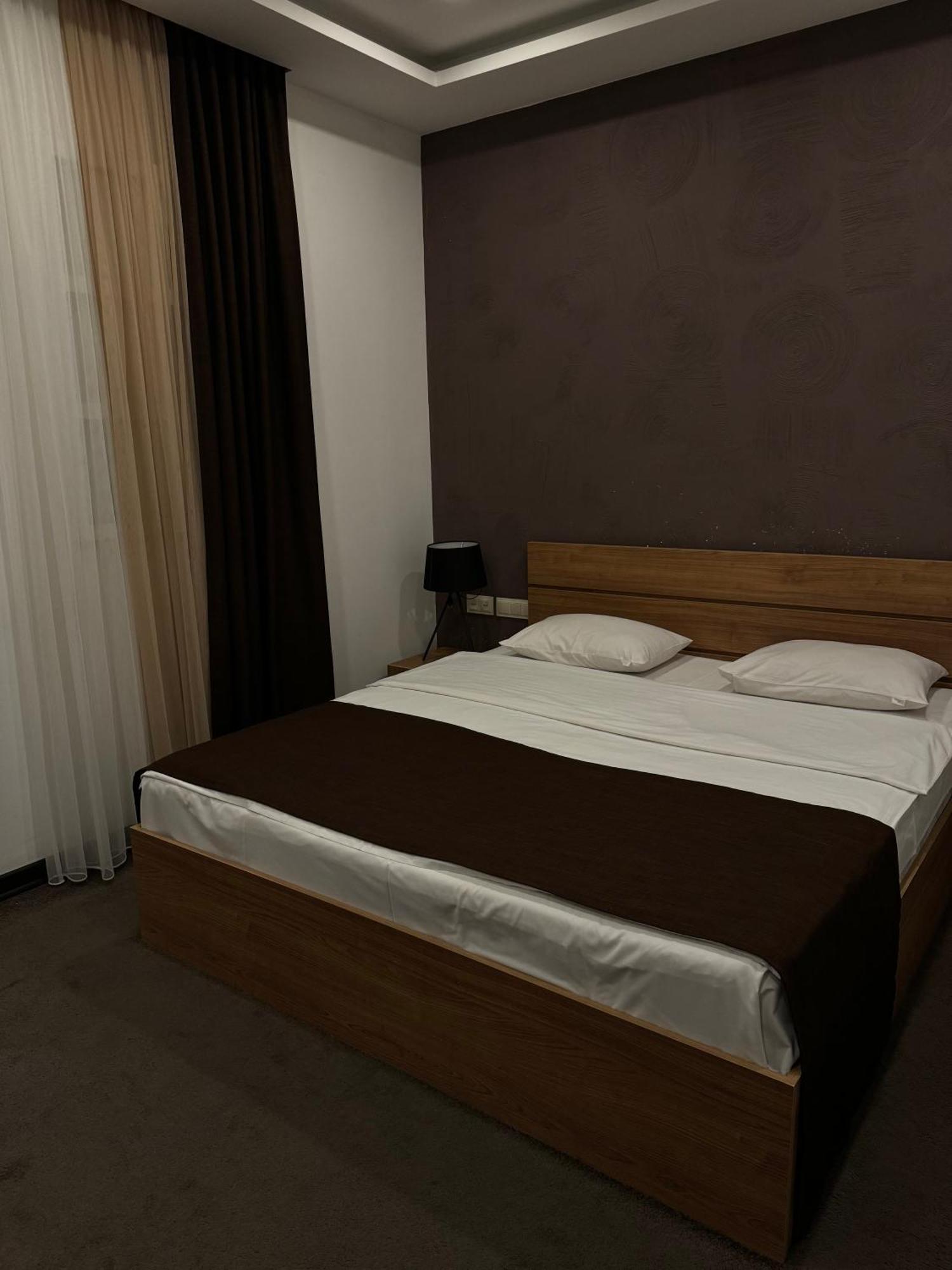 Moscow Boutique Hotel Ереван Екстериор снимка