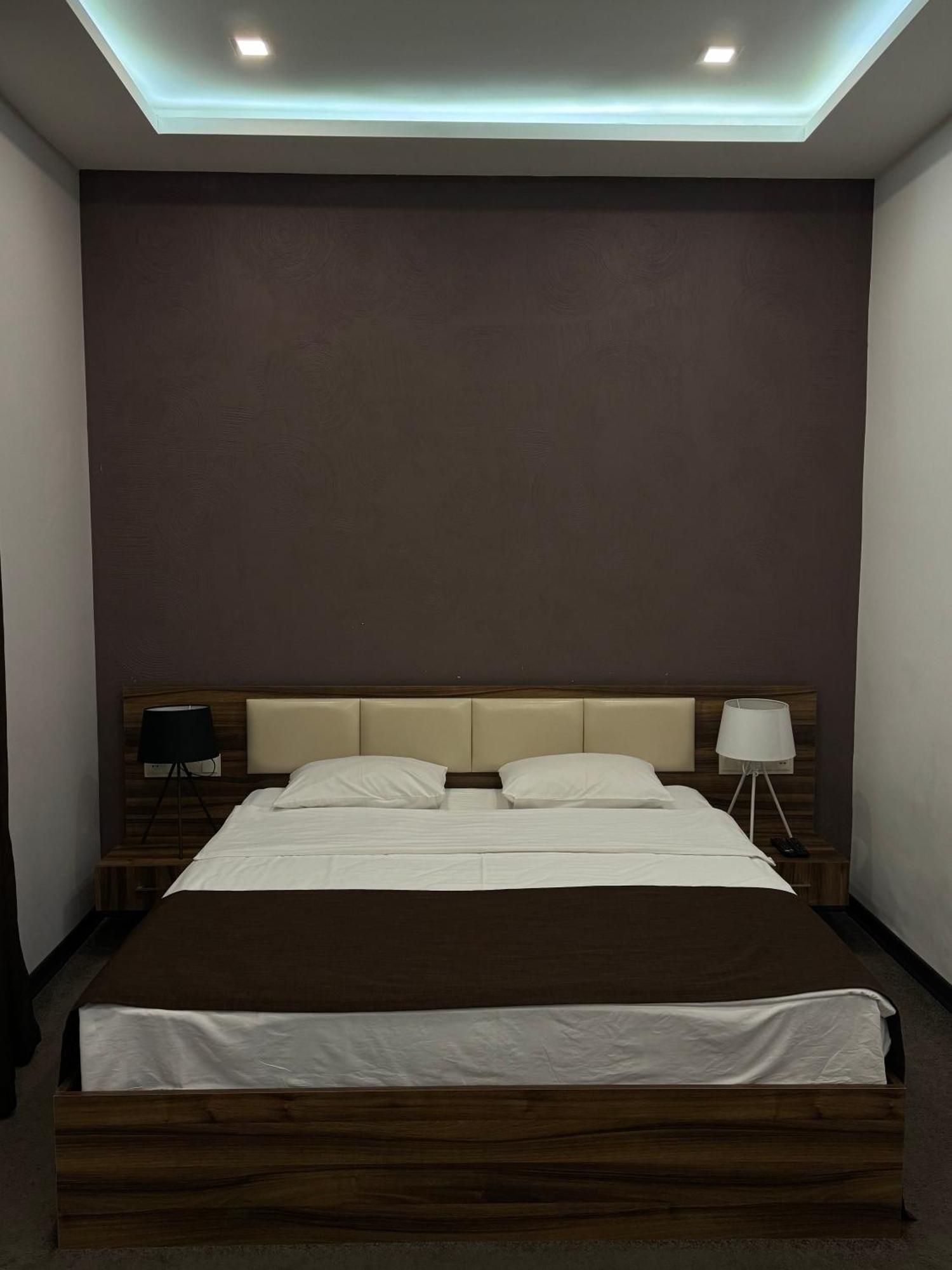 Moscow Boutique Hotel Ереван Екстериор снимка