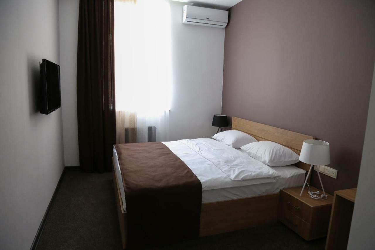 Moscow Boutique Hotel Ереван Екстериор снимка