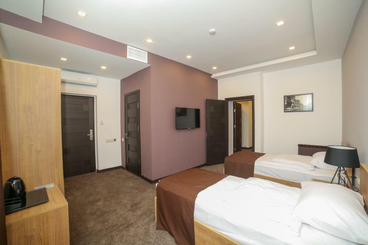 Moscow Boutique Hotel Ереван Екстериор снимка